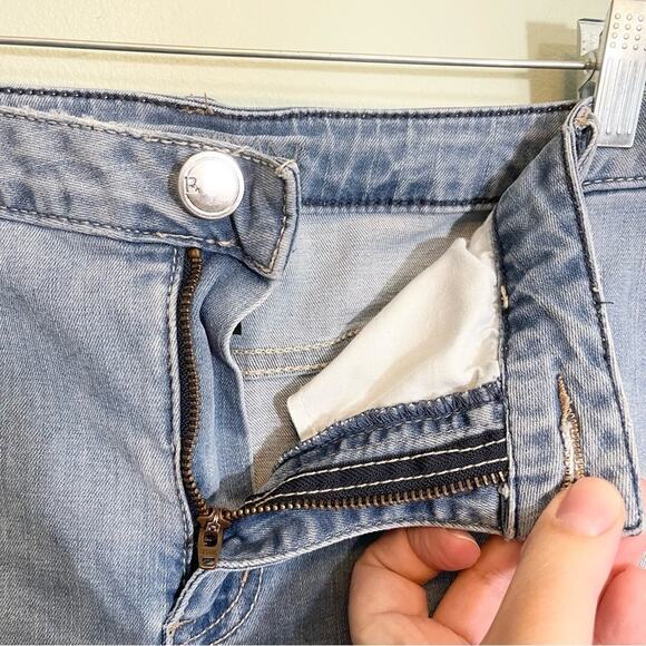 Lane Bryant Womens Stretch Mid Rise Rolled Cuffs Jeans Denim Shorts Blue Size 20 - Picture 11 of 13